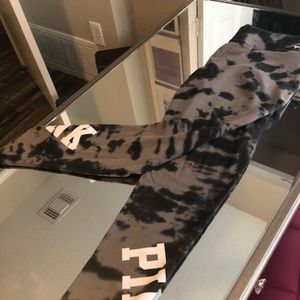 PINK Yoga Pants Size Medium